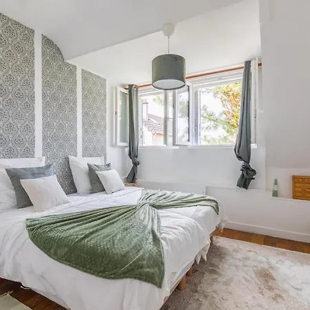 L'ecclesia - Maison Avec Jardin Hébergement de vacances Noisy-le-Sec